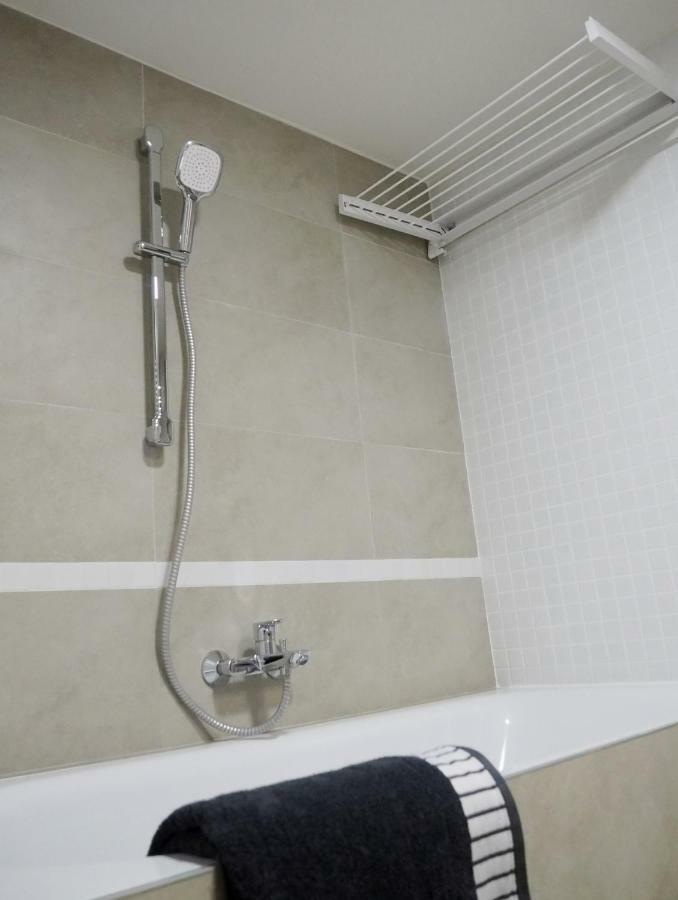 Ap10 - Apartments 4U Brezinova "Overnight Simply" Hradec Králové 외부 사진